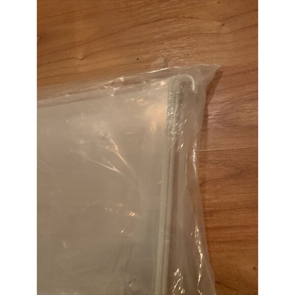 2-Count Up & Up x Target Book Dividers Clear - Picture 4 of 16